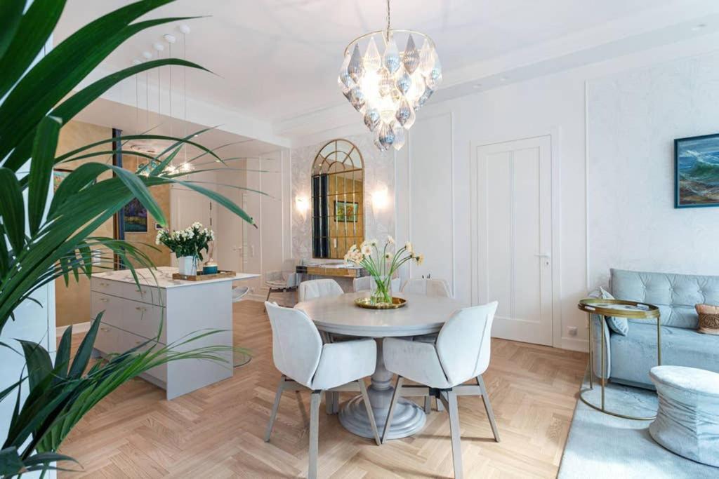 Jogailos Residence Peaceful Old Town Luxury 3 Bdr, 2 Bthr, Free Garage, Top-Speed Wifi VNO Exteriér fotografie