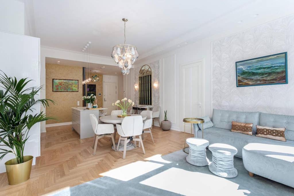 Jogailos Residence Peaceful Old Town Luxury 3 Bdr, 2 Bthr, Free Garage, Top-Speed Wifi VNO Exteriér fotografie