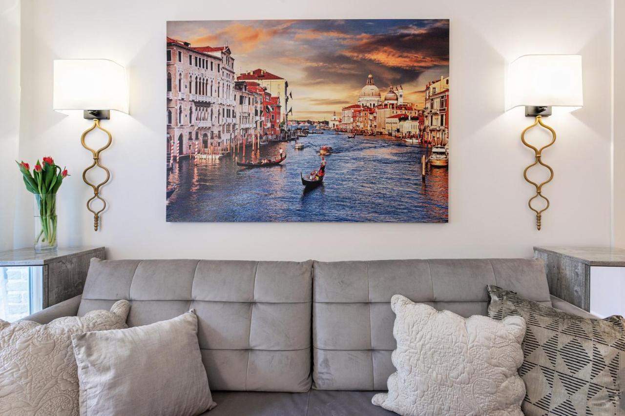 Jogailos Residence Peaceful Old Town Luxury 3 Bdr, 2 Bthr, Free Garage, Top-Speed Wifi VNO Exteriér fotografie